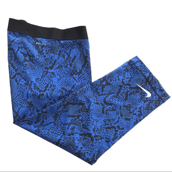 NWOT Nike Pro 20” Snakeskin Cropped Capri Leggings - Picture 10 of 16